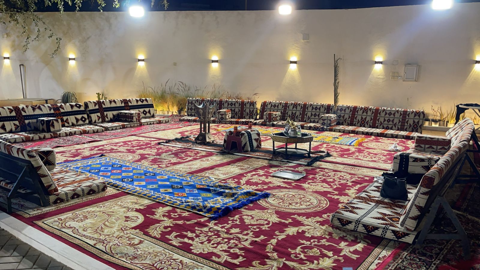 تجهيز جلسات تراثية خارجية